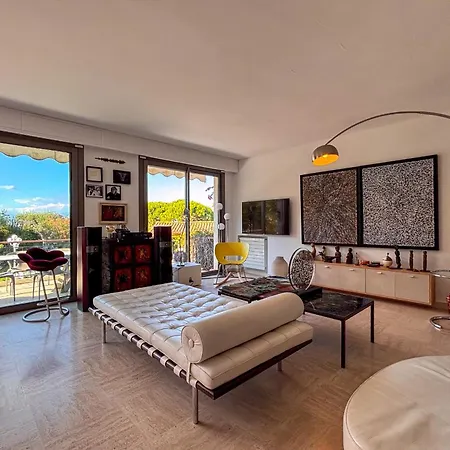 Azure 14 Guests - Heart Of Cap D'antibes * Антиб