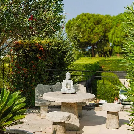 Azure 14 Guests - Heart Of Cap D'antibes 앙티브