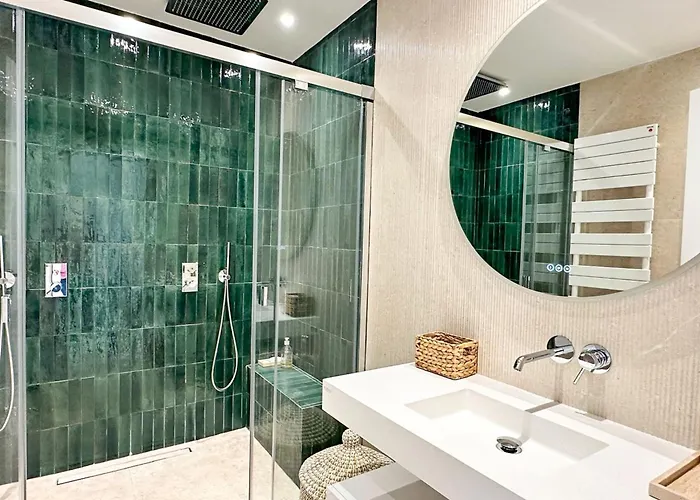 Azure 14 Guests - Heart Of Cap D'antibes Antibes