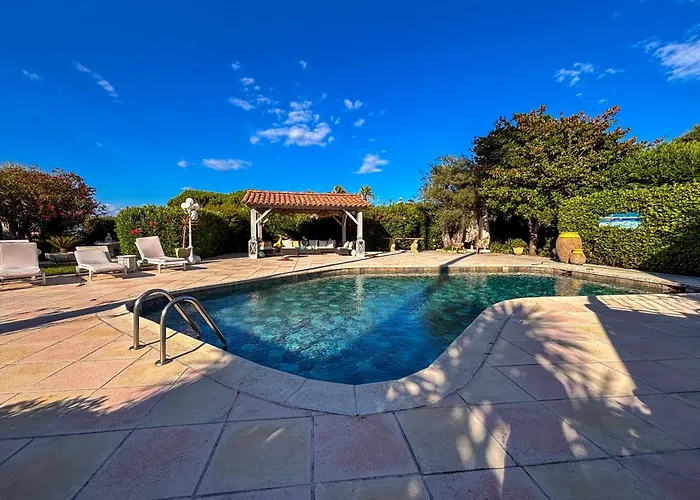 Azure 14 Guests - Heart Of Cap D'antibes * Антиб