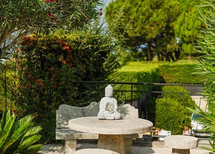 Azure 14 Guests - Heart Of Cap D'antibes Antibes