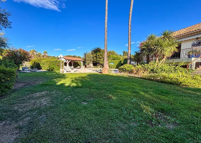 Вилла Azure 14 Guests - Heart Of Cap D'antibes Антиб